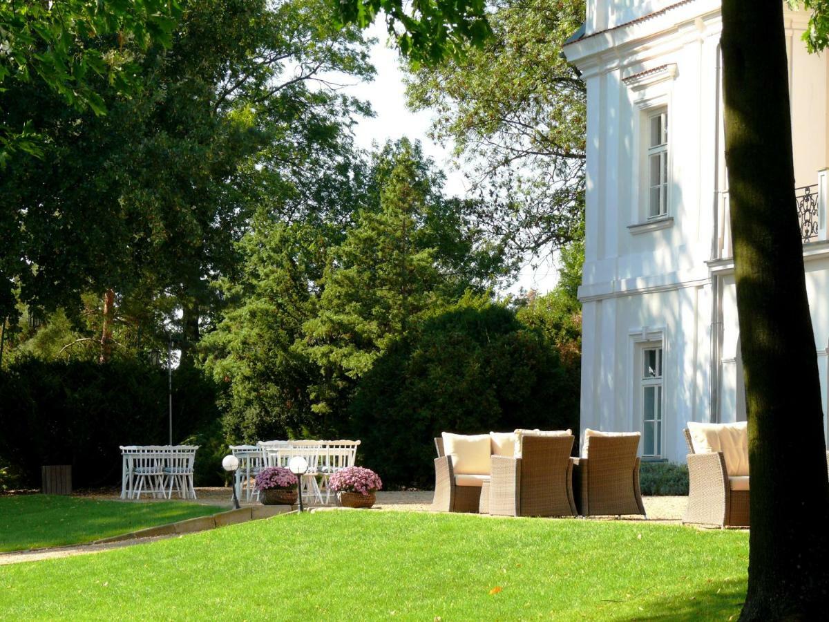 Dwór Zbożenna Hotel Przysucha Exterior foto